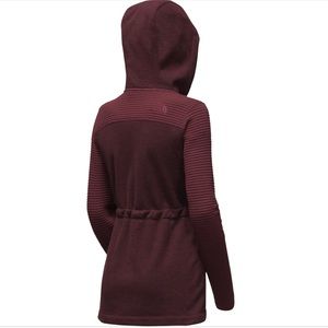 The North Face Indi Hooded Garnet Fleece Jacket